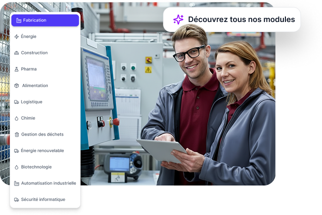 Technicien utilisant un logiciel de digitalisation des processus industriels sur tablette